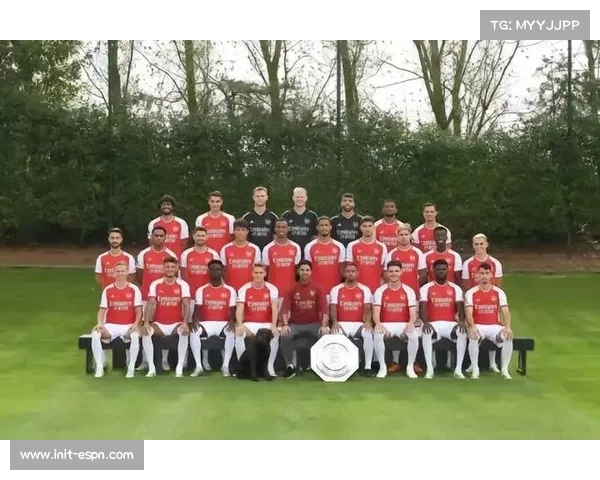 马赛即将签下费耶诺德中场昆滕·廷贝尔，转会谈判进入最后阶段